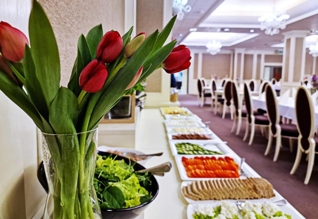 Hotel Prezydencki 4-Star Rzeszow Bagian luar foto